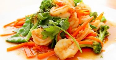 Healthy food prawns and vegetables