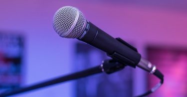 Microphone